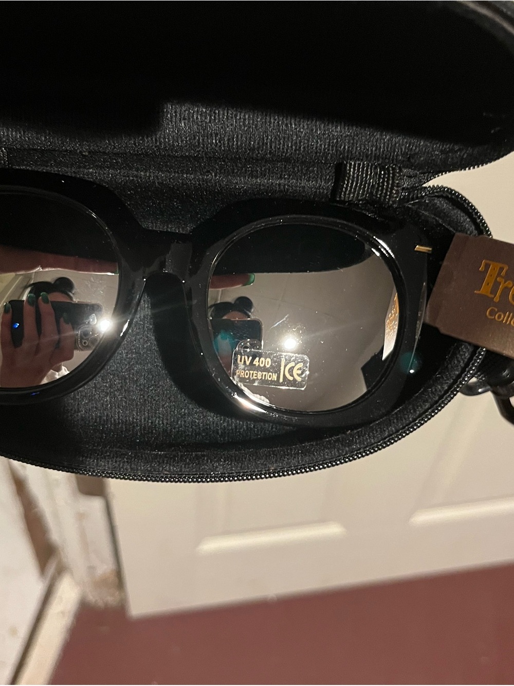 Treska Black Round Oversized Sunglasses
